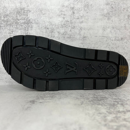 Louis Vuitton Slides "Black"