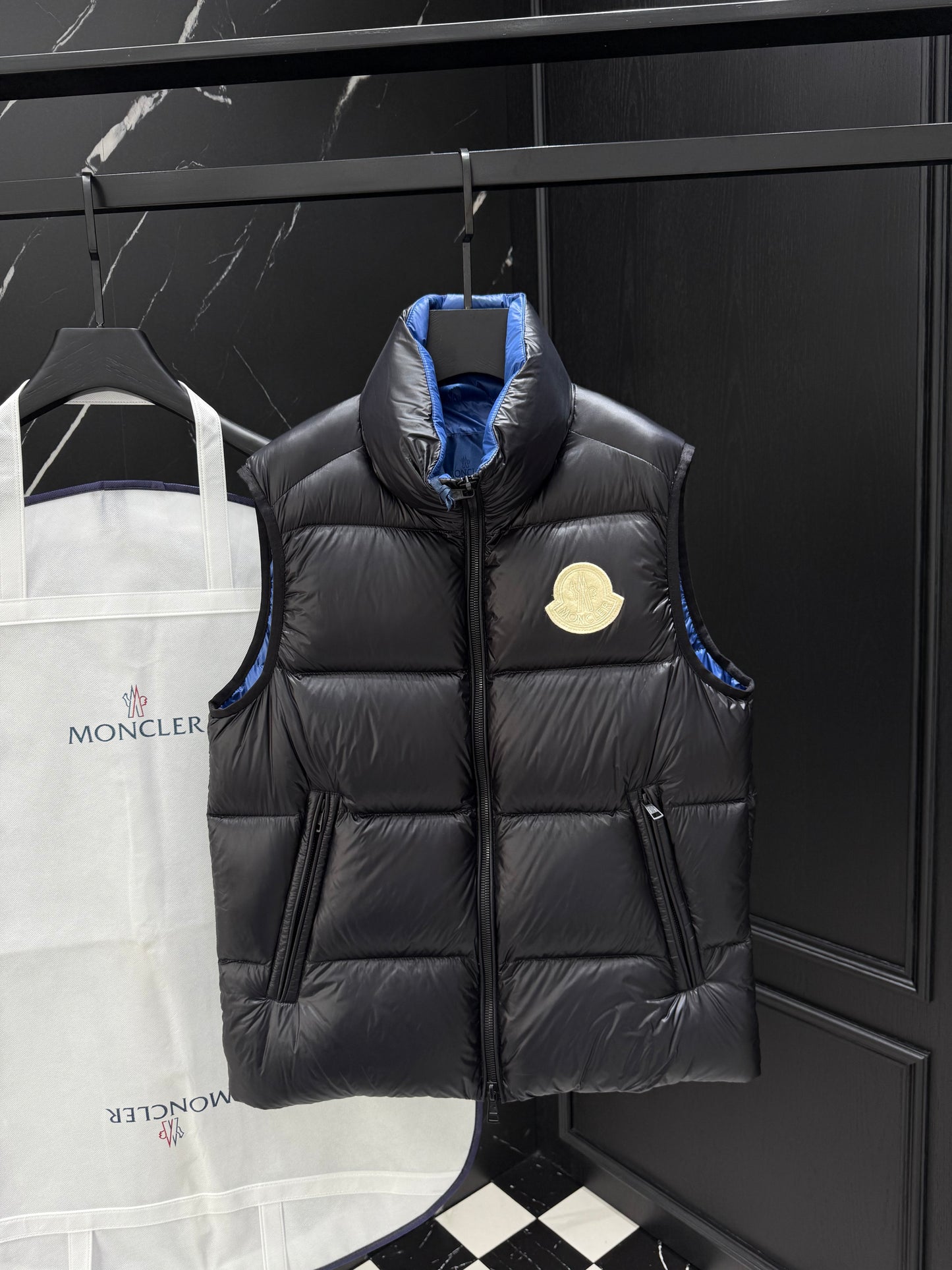 Moncler Sumido Down Vest "Black"
