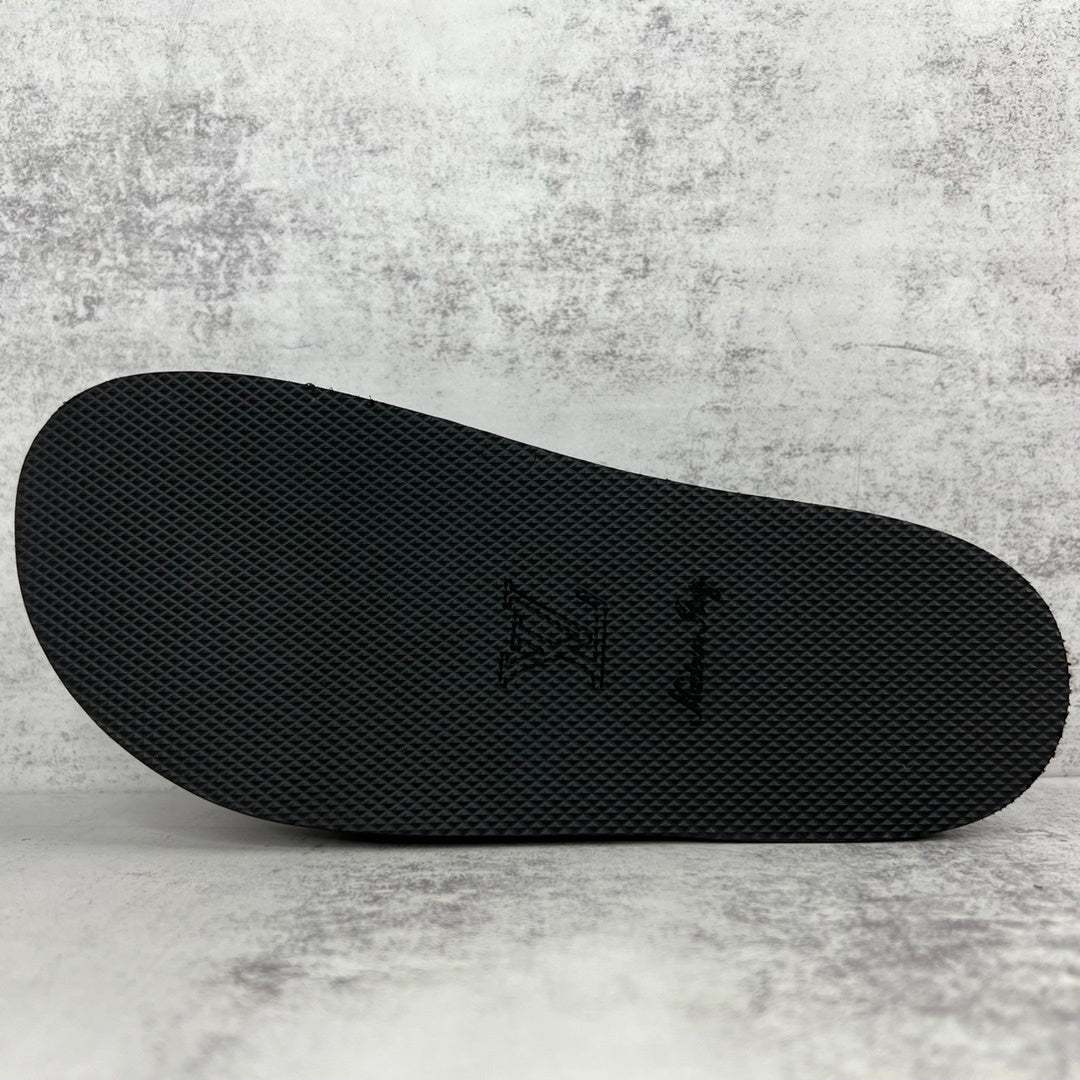 Louis Vuitton Chain Slides "Black-Brown"