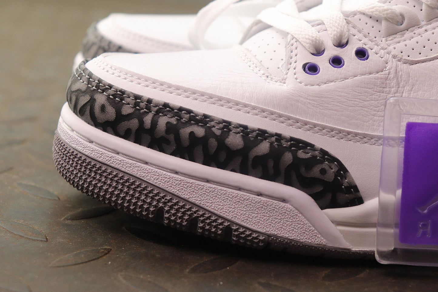 Air Jordan 3 Retro "Dark Iris"