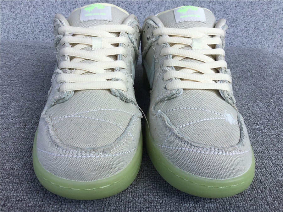 Nike SB Dunk Low "Mummy"