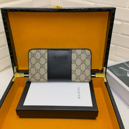 Gucci GG Supreme Zip Around Wallet