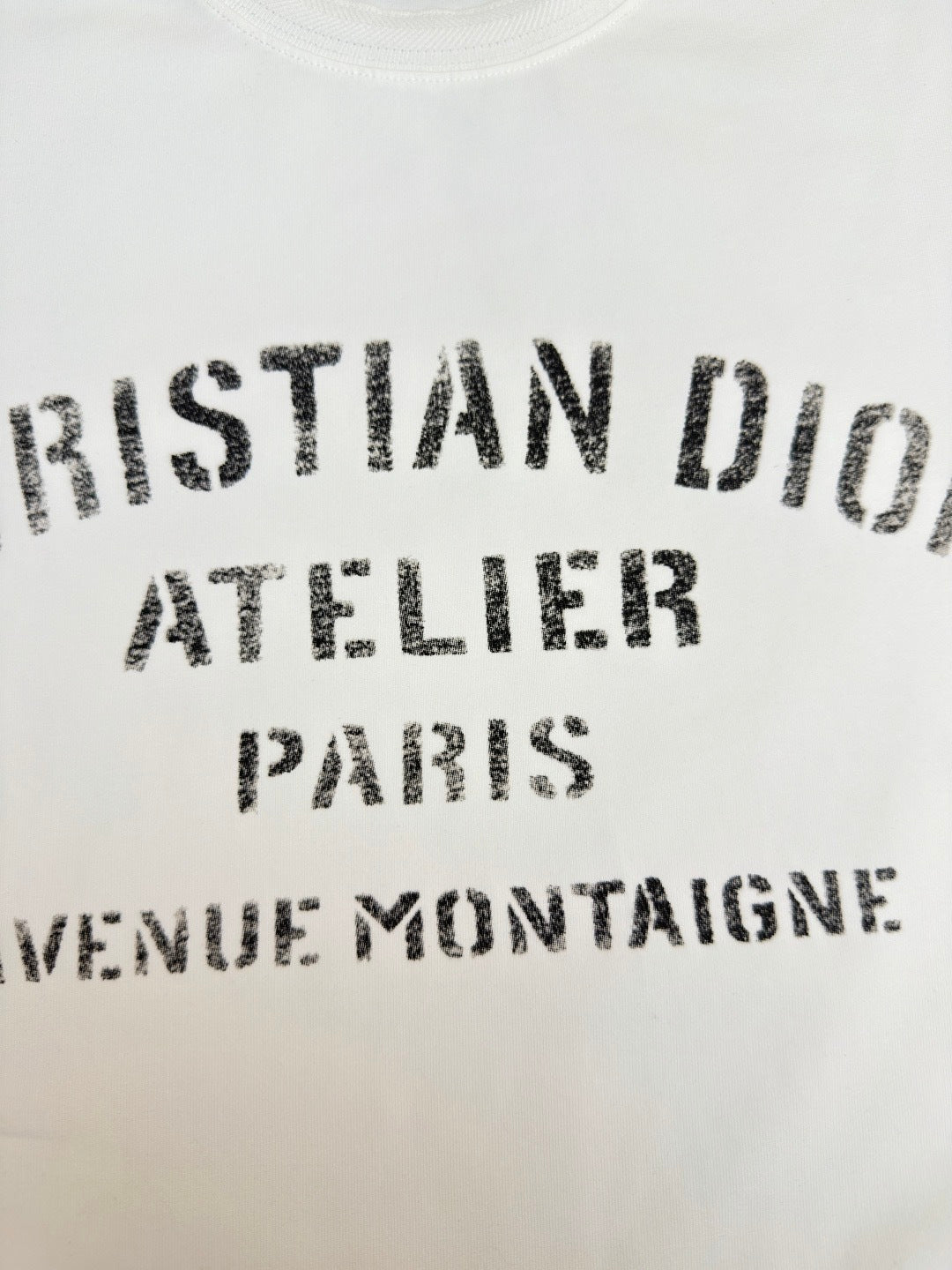 Dior Atelier Avenue Montaigne T-Shirt "White"