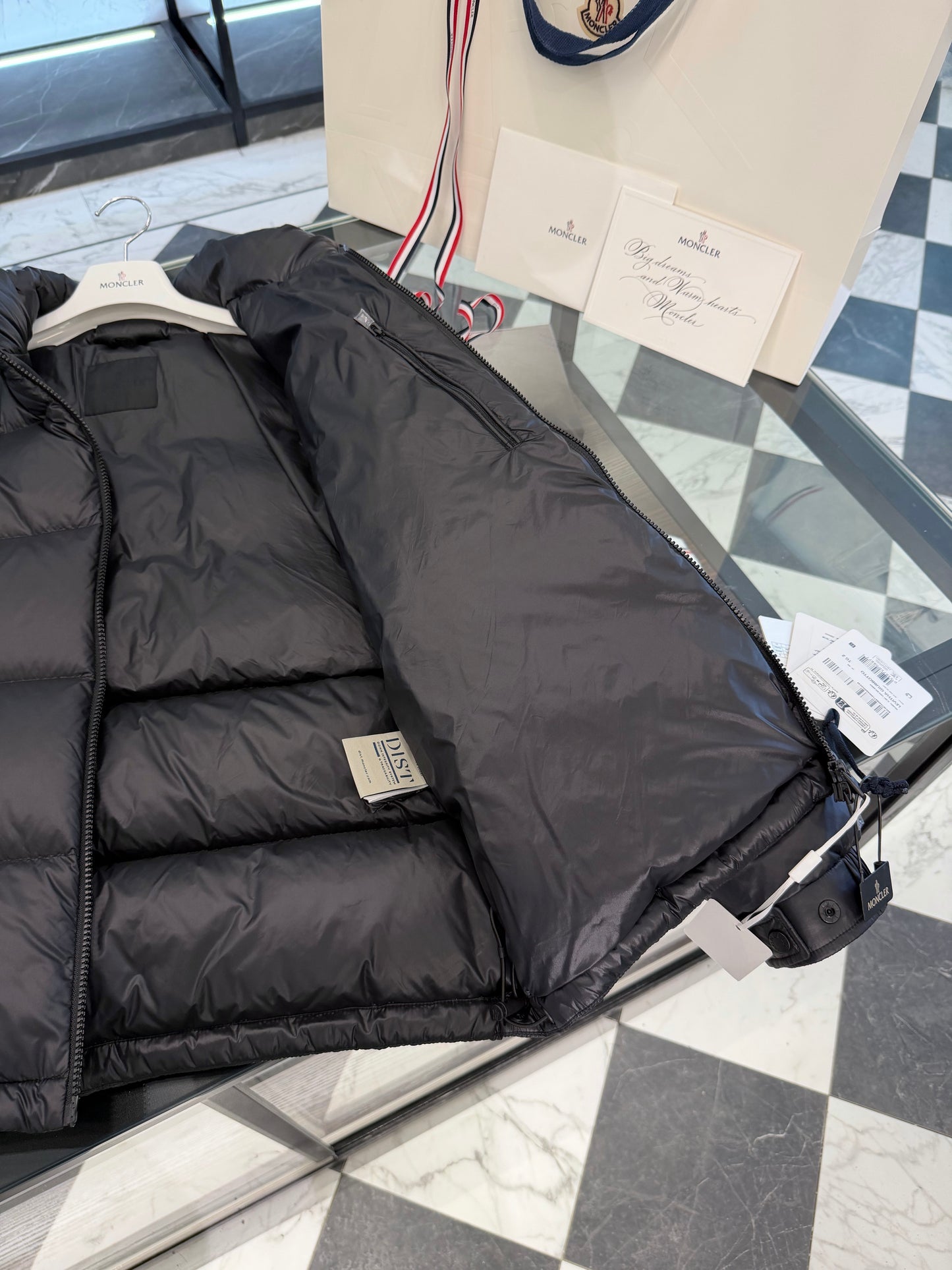 Moncler Levitha Hooded Short Down Jacket "Black"