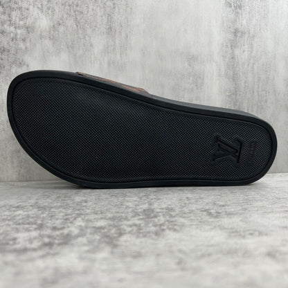 Louis Vuitton Slides "Black-Brown"