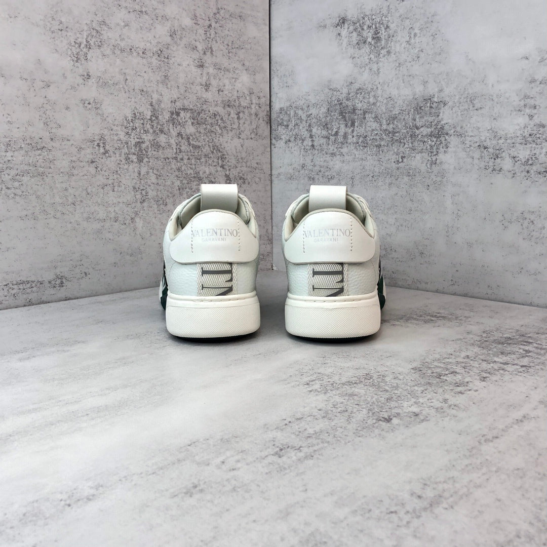 Valentino Garavani VL7N "White-Green"