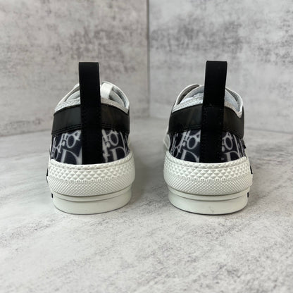 Dior B23 Low "Black-White Sole"