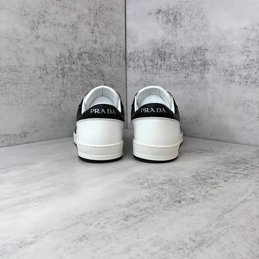 Prada Downtown "White-Black"