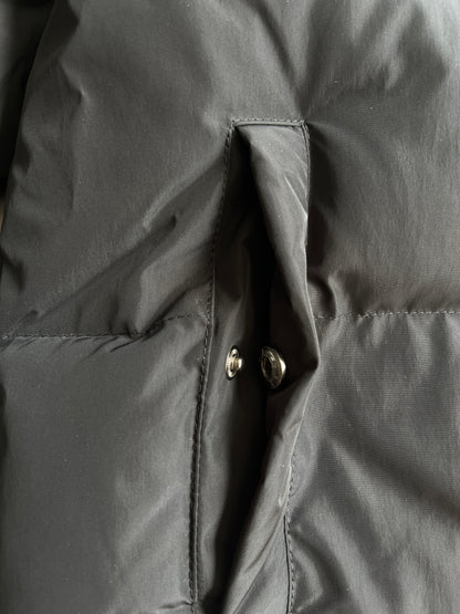 Trapstar Short Irongate Down Jacket "Black"