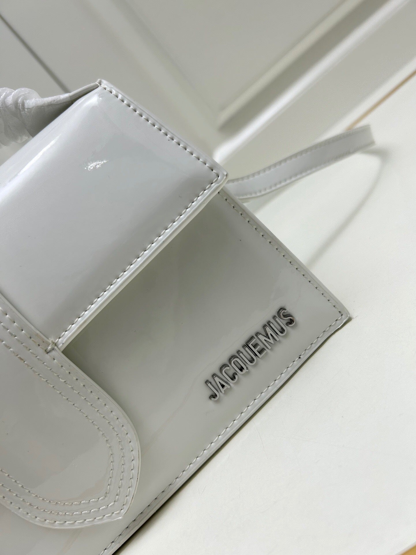 Jacquemus Le Grand Bambino
