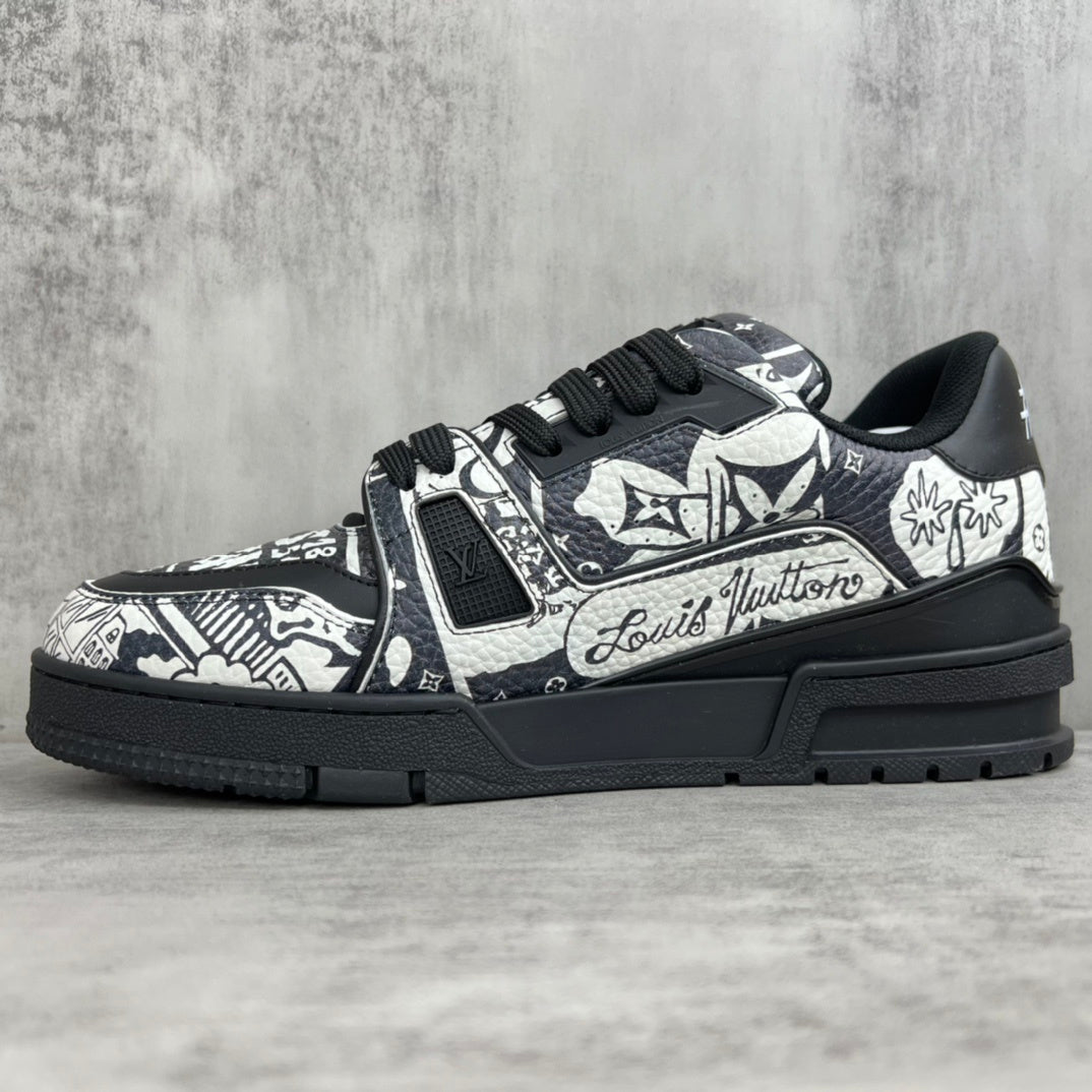 Louis Vuitton Trainers "Comic Motif Black-White"