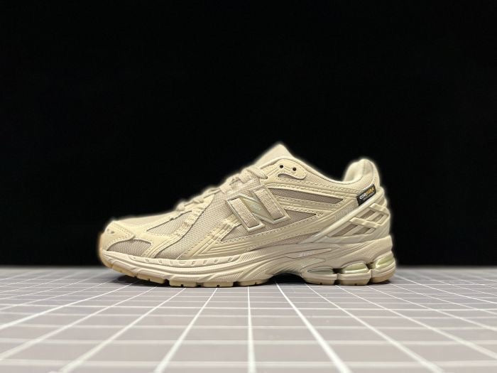 New Balance 1906R “Beige”