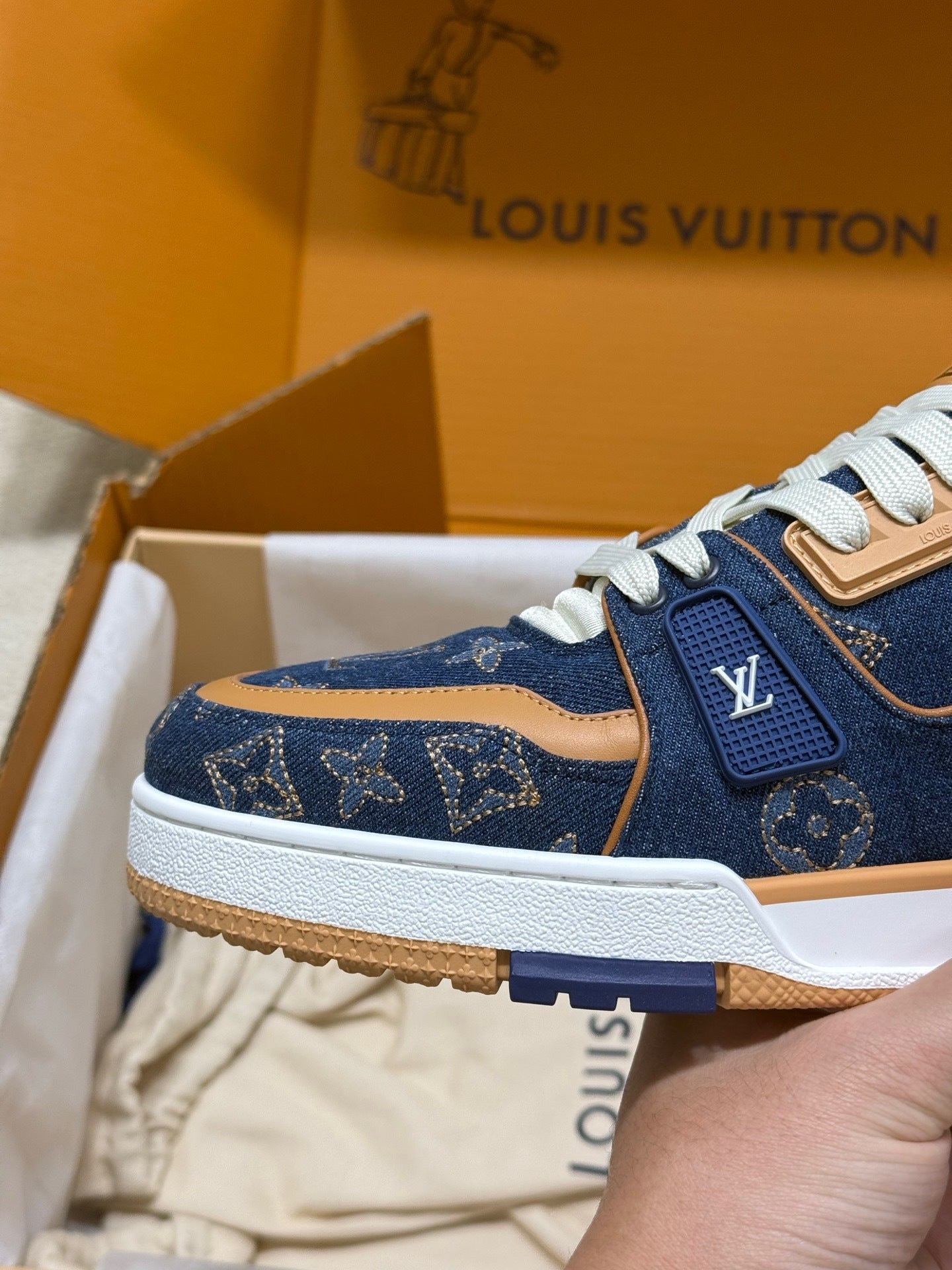 Louis Vuitton LV Trainers "Blue Denim-Brown"