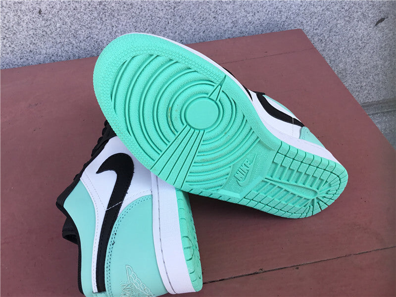 Air Jordan 1 Low "Emerald Toe"