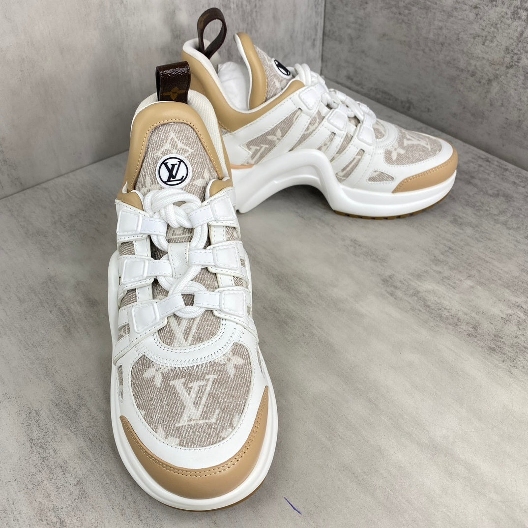 Louis Vuitton Arklight "White-Beige Denim"