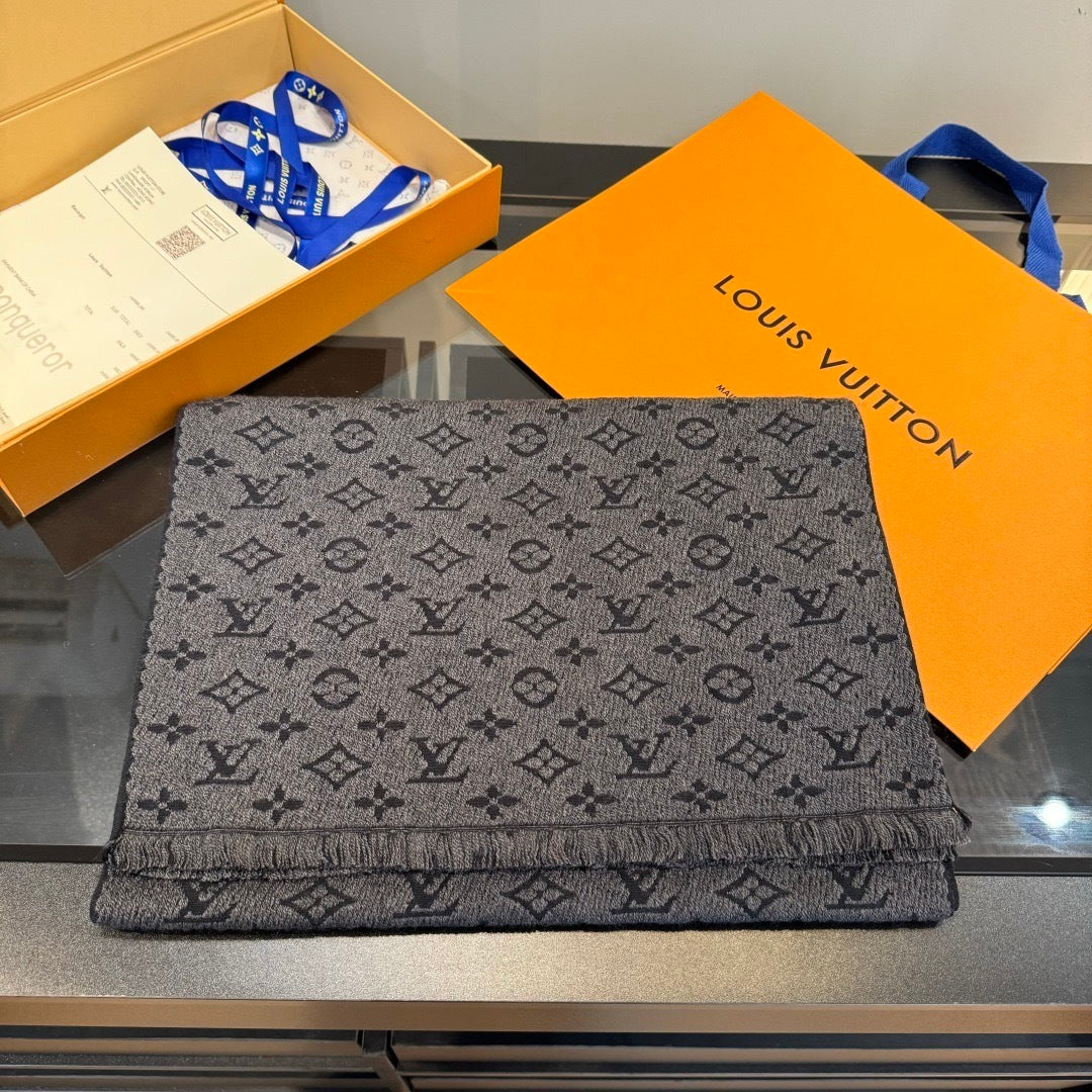 Louis Vuitton Classic Monogram Scarf "Grey"