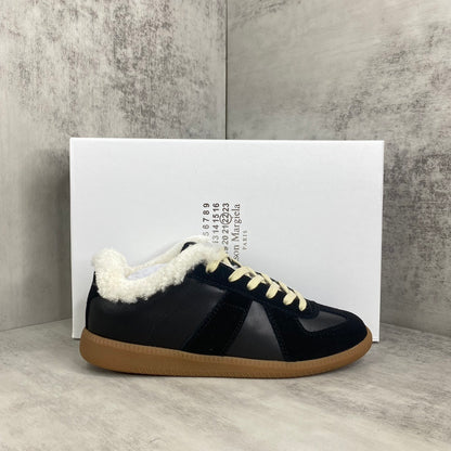 Maison Margiela Replica "Black"