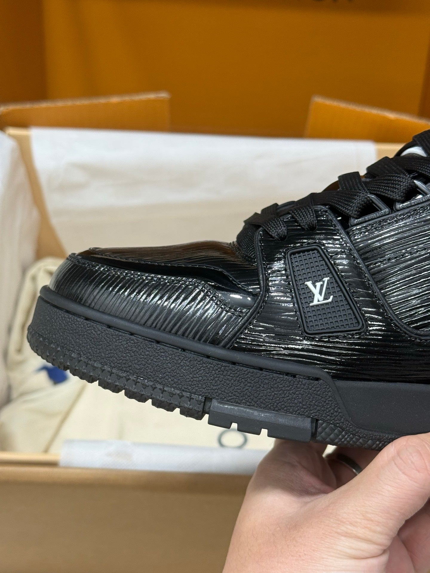 Louis Vuitton LV Trainers "Black"
