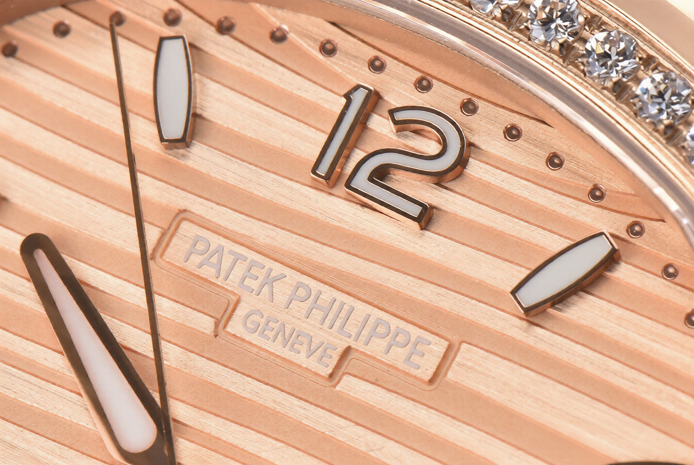 Patek Philippe Nautilus Ladies 35.2 Rose Gold Dial
