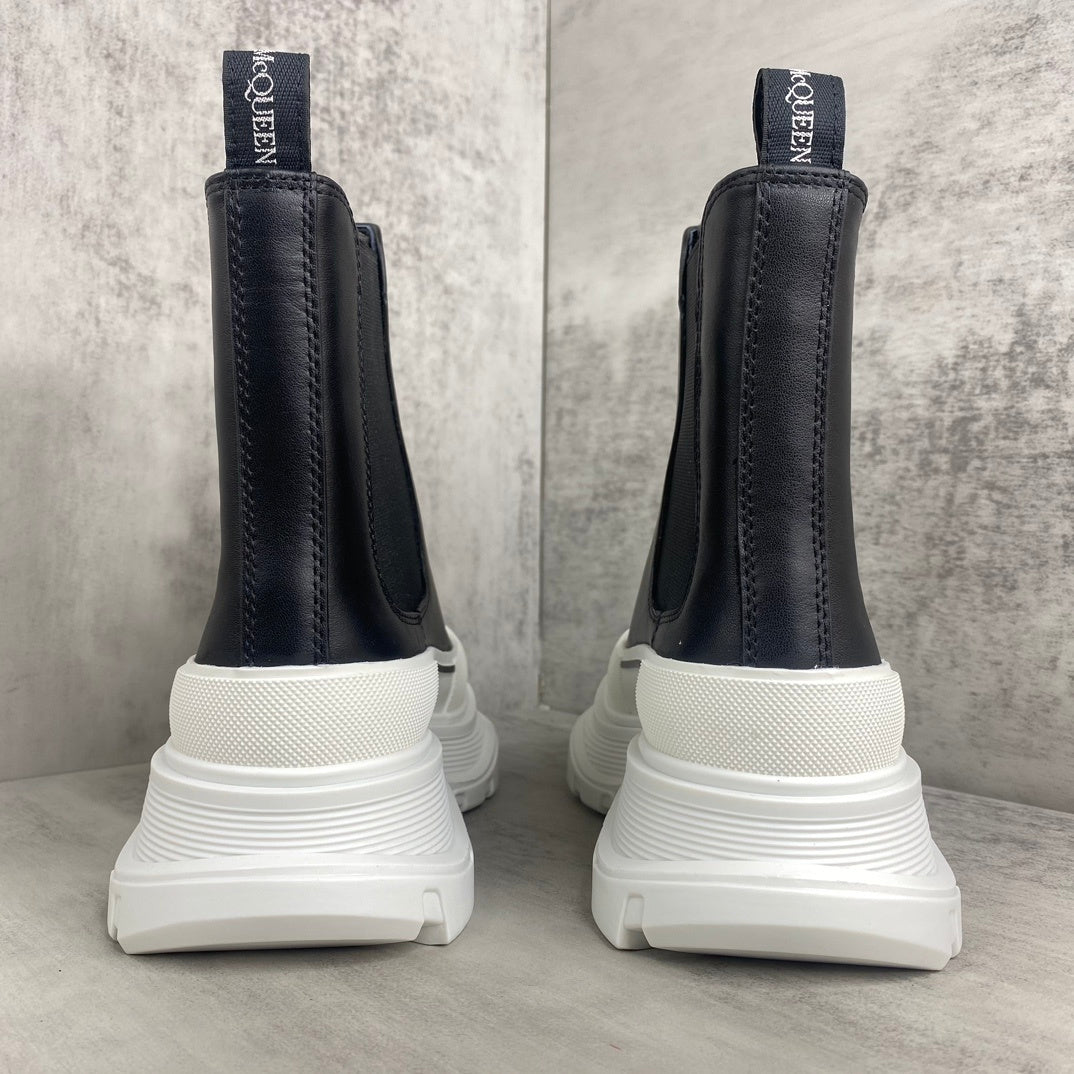 Alexander McQueen Tread Slick Chelsea Boots "Black-White"