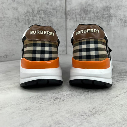 Burberry Ramsey "White-Black-Brown"
