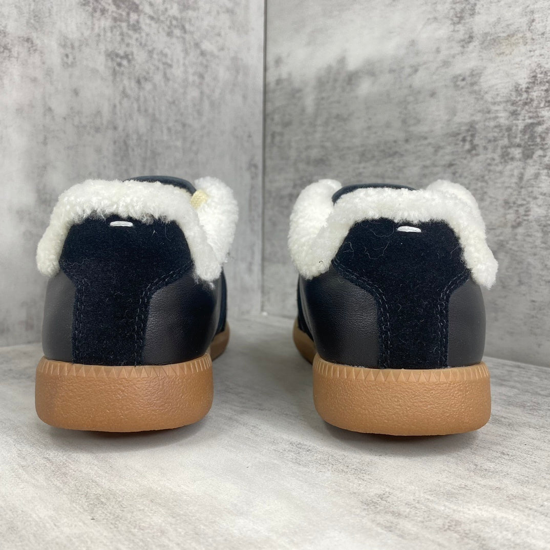 Maison Margiela Replica "Black"