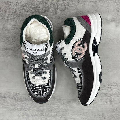 Chanel 22A "White-Grey-Brown"