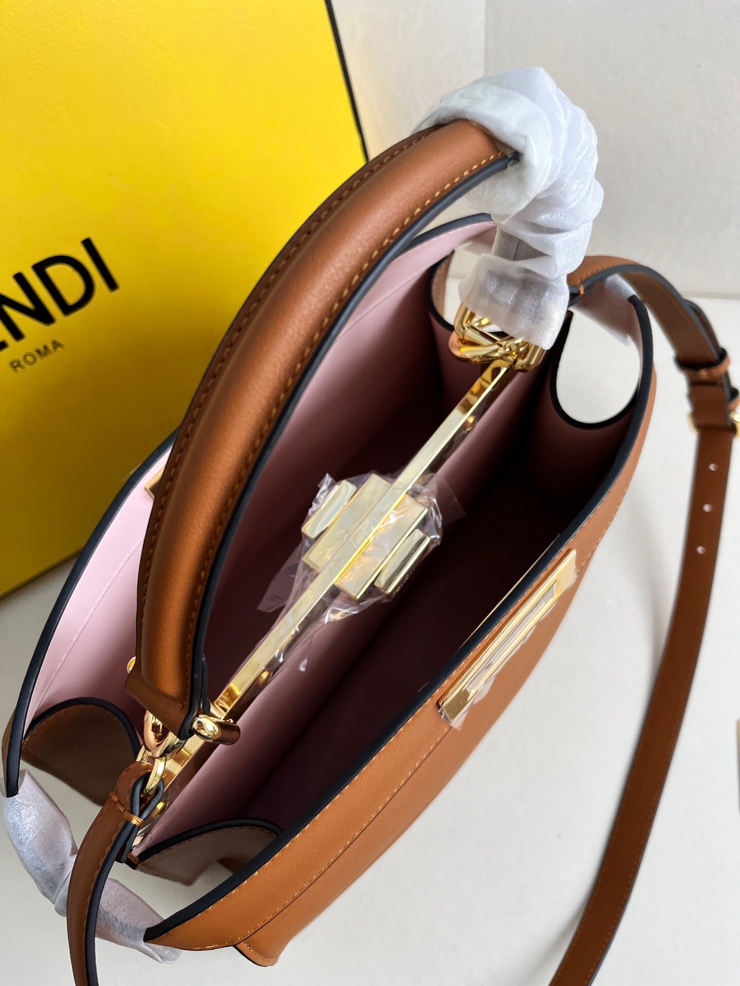 Fendi Peekaboo ISeeU Medium Bag