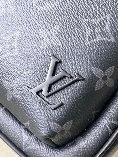 Louis Vuitton Avenue Slingbag