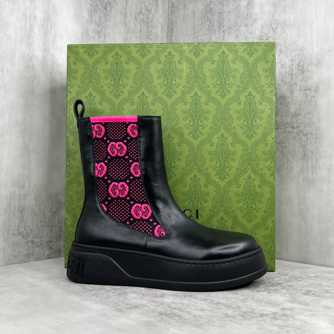 Gucci Leather Chelsea Boots "Pink"
