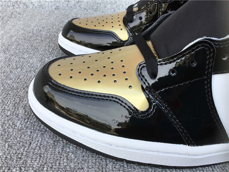Air Jordan 1 Retro High OG "NRG Gold Toe"