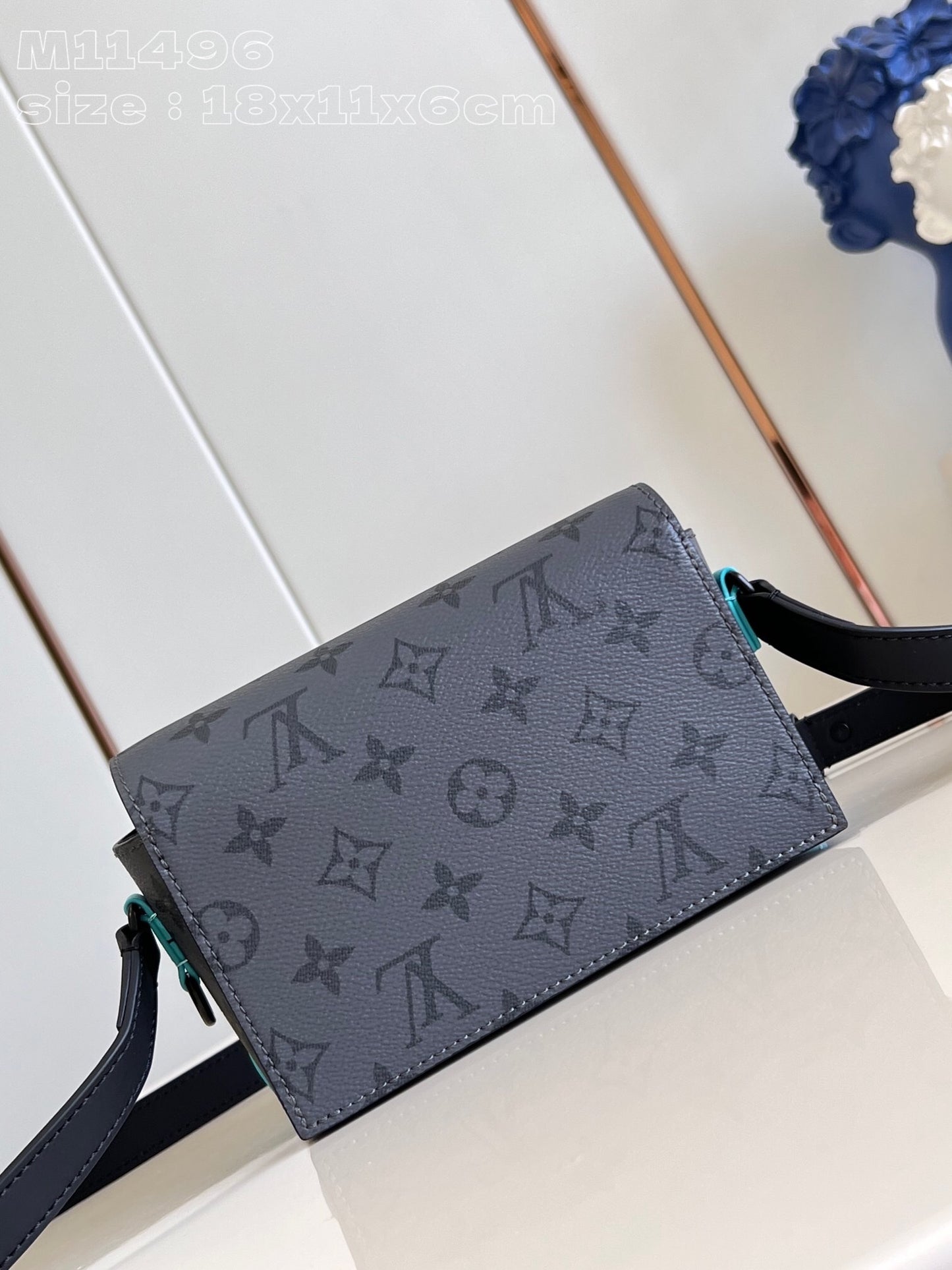 Louis Vuitton Steamer Wearable Wallet