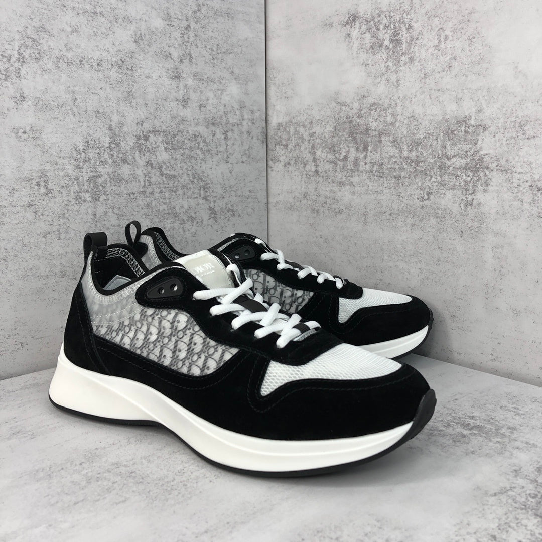 Dior B25 "Black-White"