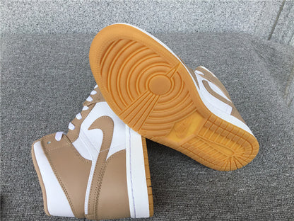 Air Jordan 1 Mid "Tan Gum"