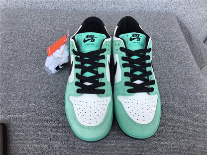 Nike Dunk SB Low "Sea Crystal"
