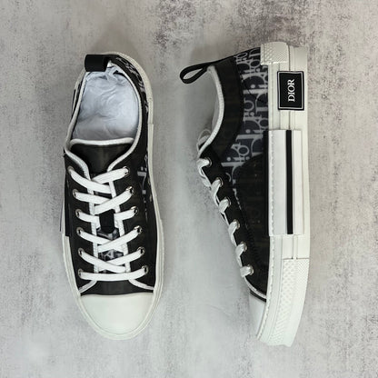 Dior B23 Low "Black-White Sole"