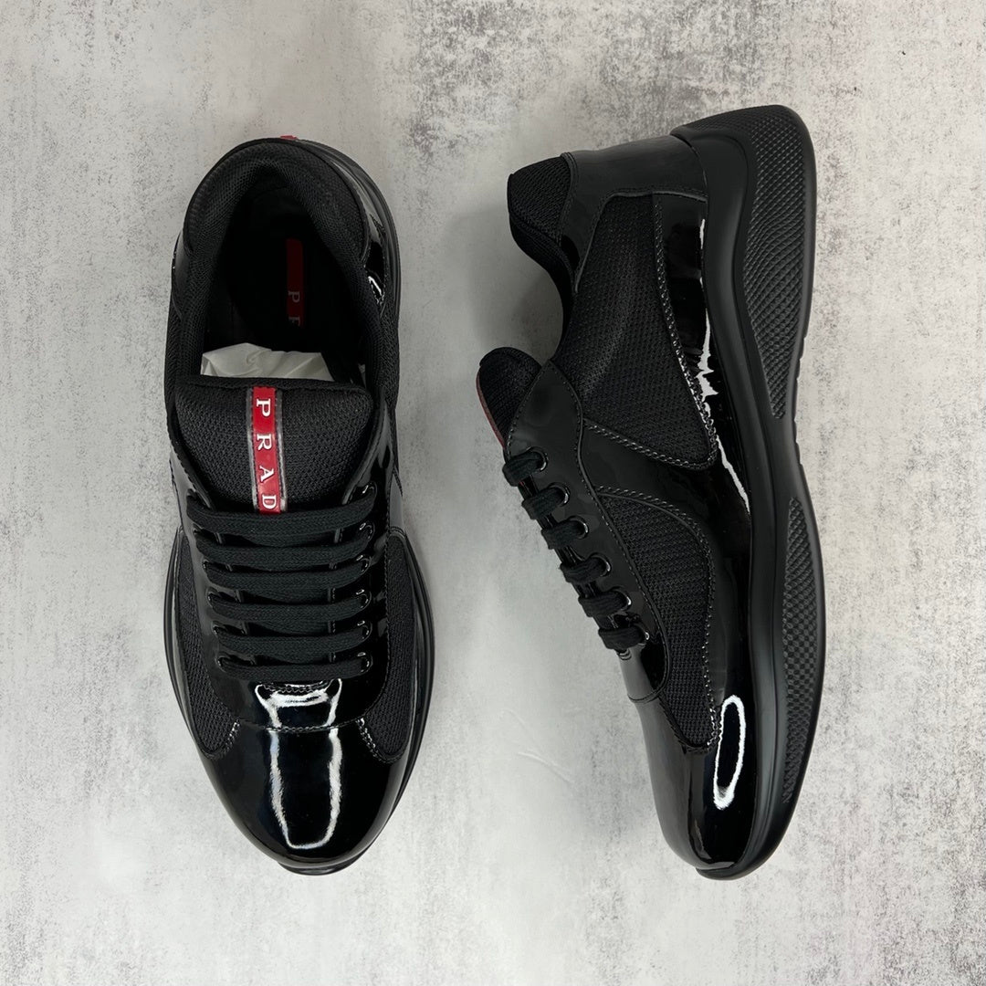 Prada America's Cup "Black"