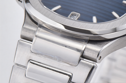 Patek Philippe Nautilus Ladies 35.2mm Blue Dial