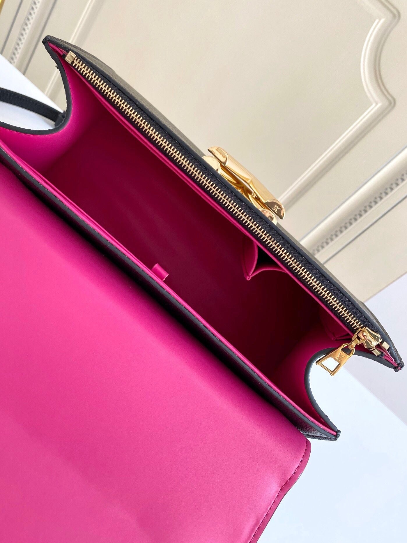 Louis Vuitton Twist One Handle PM