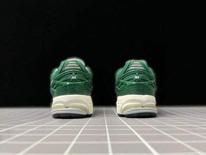 New Balance 1906R “Green-White”