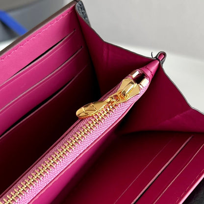 Louis Vuitton Capucines Wallet