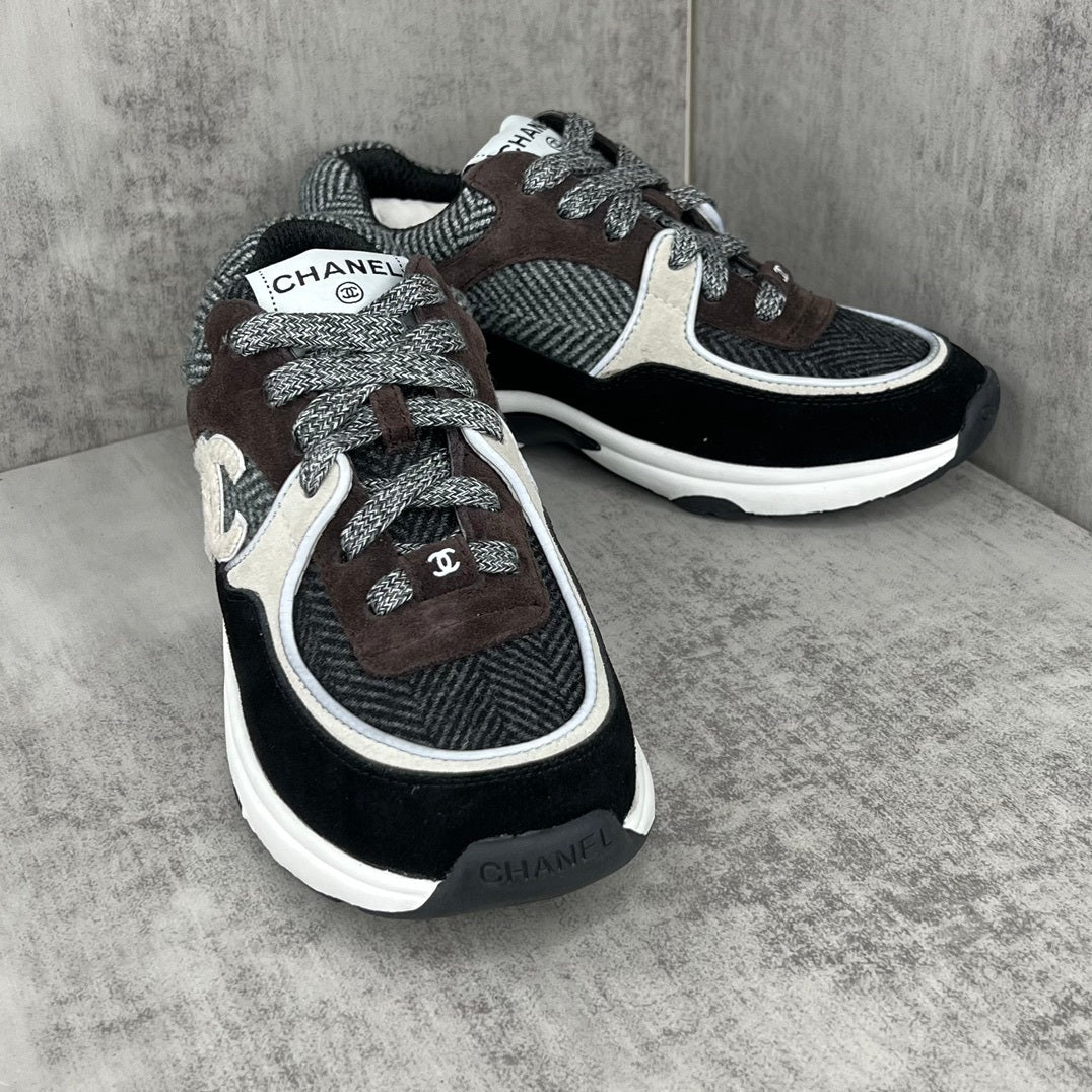 Chanel 22A "Grey-Brown-Black"