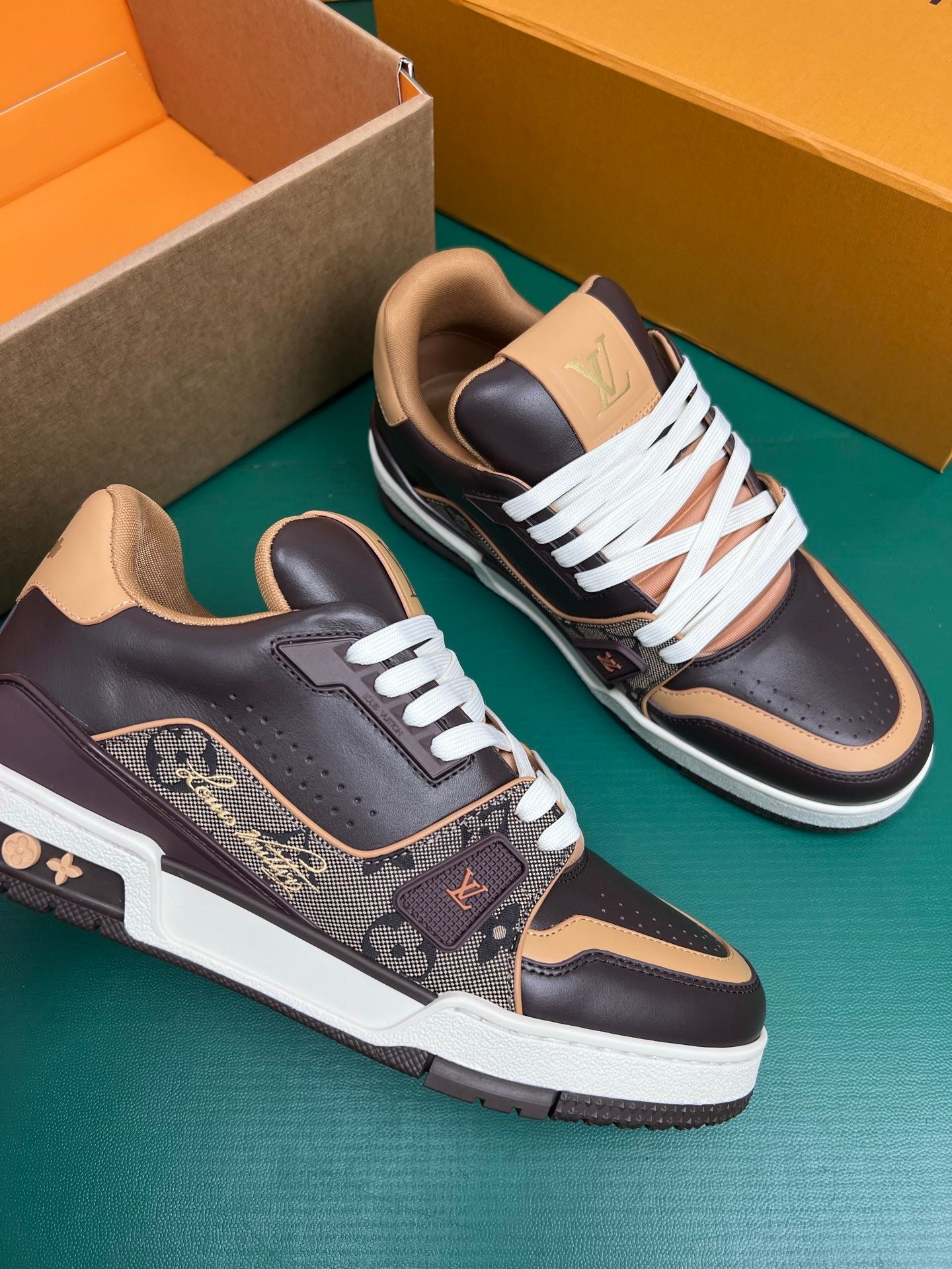 Louis Vuitton LV Trainer "Marron"