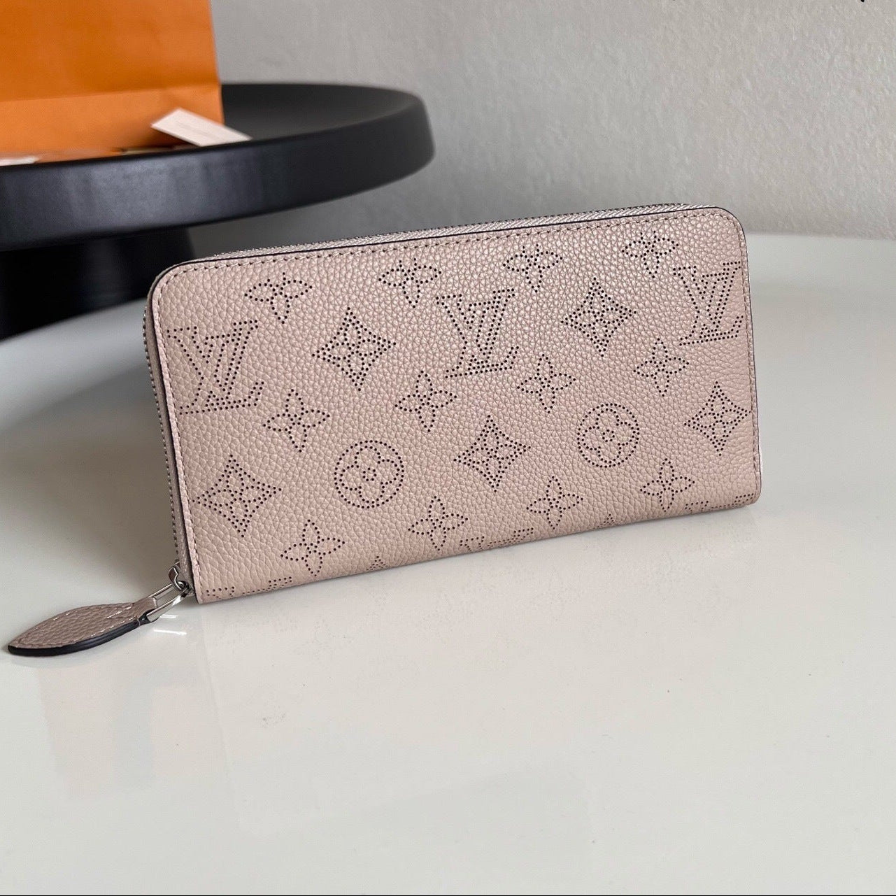 Louis Vuitton Zippy Wallet "Mahina Leather"