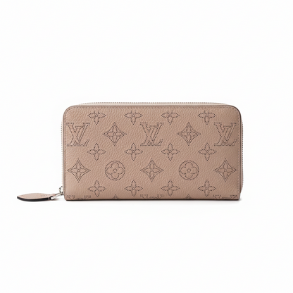 Louis Vuitton Zippy Wallet "Mahina Leather"