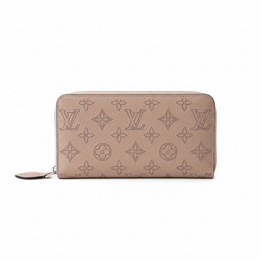 Louis Vuitton Zippy Wallet "Mahina Leather"