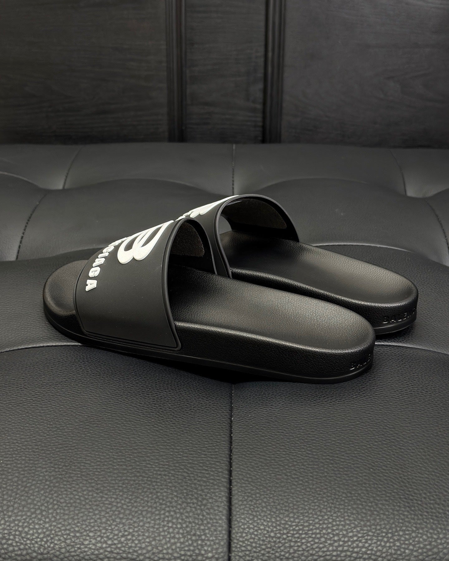 Balenciaga Pool Slide "Black"