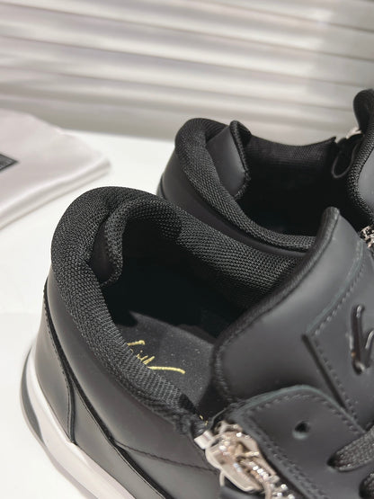 Giuseppe Zanotti GZ94 "Black"