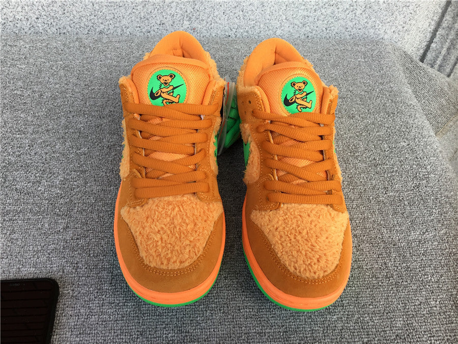 Grateful Dead x Nike SB Dunk Low “Orange Bear”