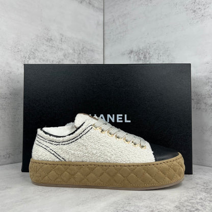 Chanel Tweed "White-Black"